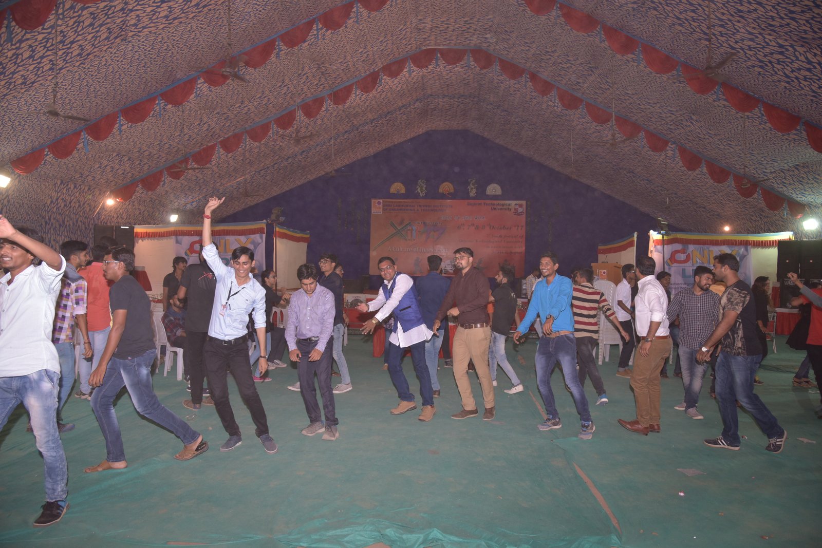 DSC_9885.JPG